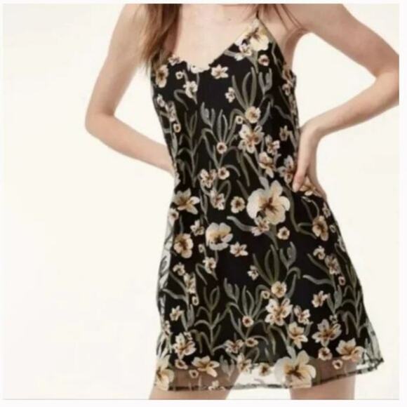 ARITZIA Little Moon Embroidered Floral Slip Mini Dress Cottage Fairy Goblin XXS - Picture 10 of 10